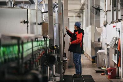 青岛啤酒（济南） 优化生产工艺，水耗连年降低，致力成为泉城节水楷模